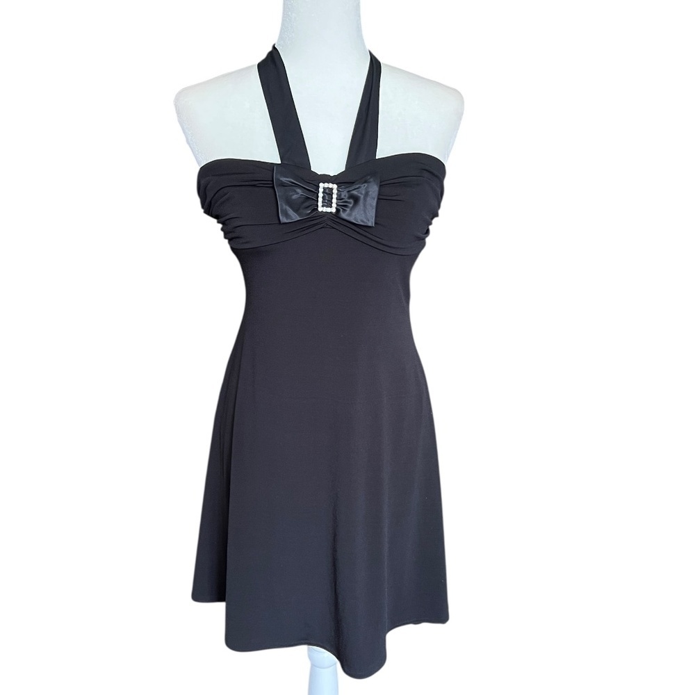 Vintage 90s/Y2K Black Halter Dress with silk bow <3